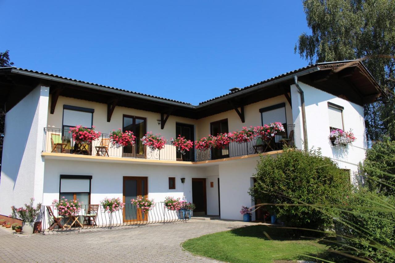 Ferienwohnung "Haus Falle" Schiefling am See Ngoại thất bức ảnh